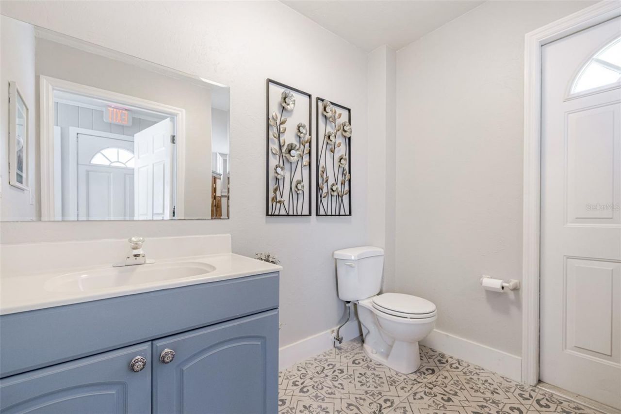 164 Pondella Road, North Fort Myers, FL 33903 Photo