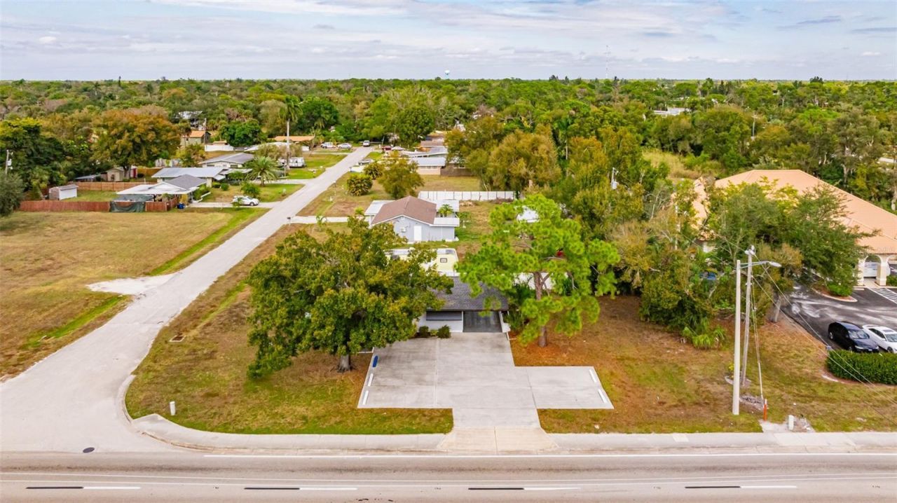 164 Pondella Road, North Fort Myers, FL 33903 Photo