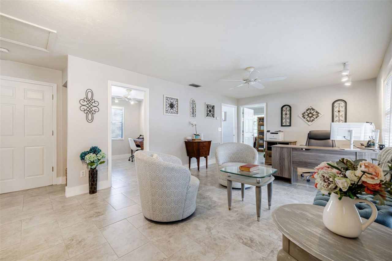 164 Pondella Road, North Fort Myers, FL 33903 Photo