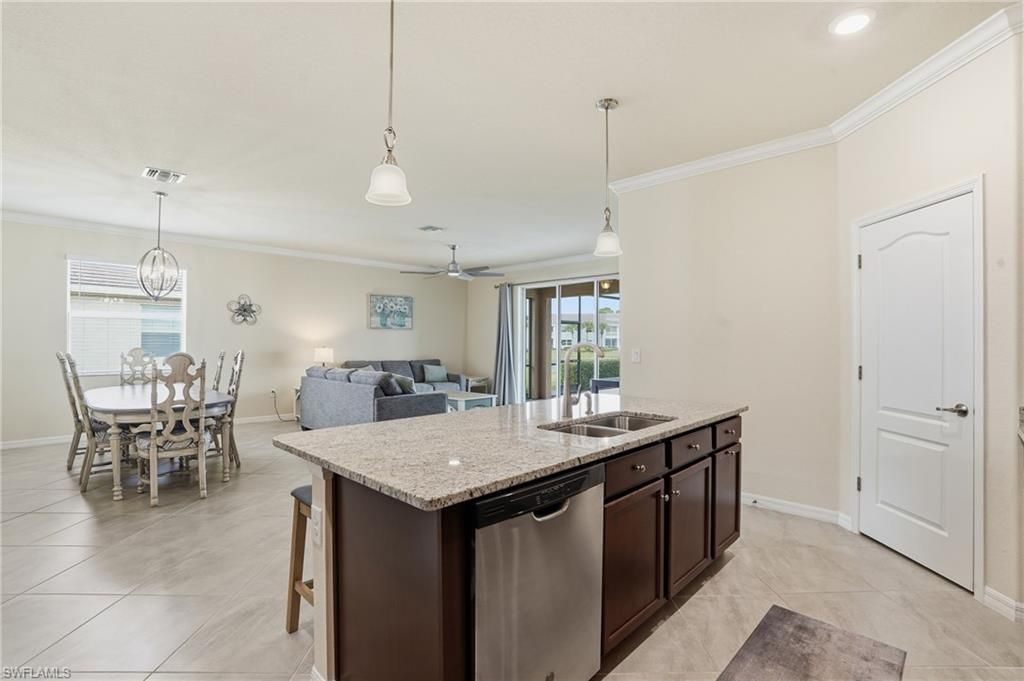 4025 E Hampton Cir, Alva, FL 33920 Photo