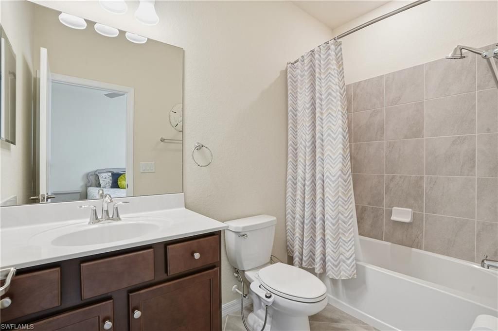 4025 E Hampton Cir, Alva, FL 33920 Photo