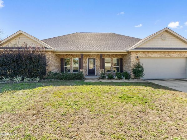 148 Oyster Catcher Cove, Ocean Springs, MS 39564