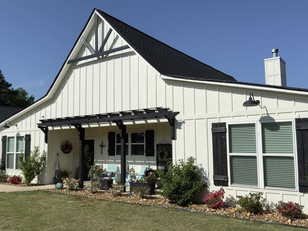 1445 Big Nose Drive, Centre, AL 35960