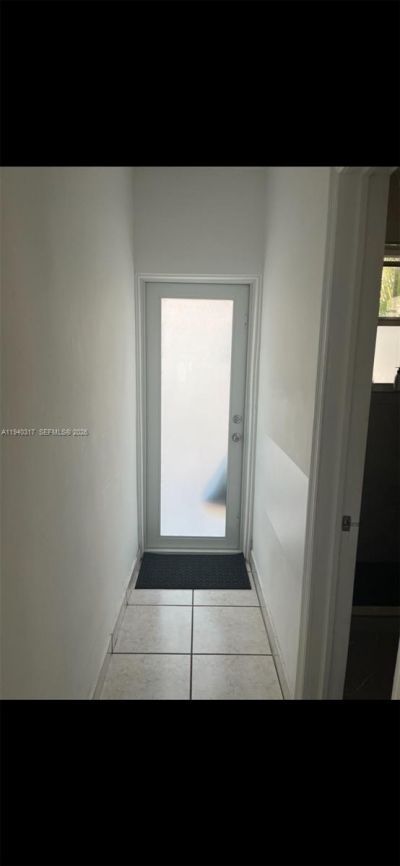 2160 Baydr, Unit 2-11, Miami Beach, FL 33141 Photo