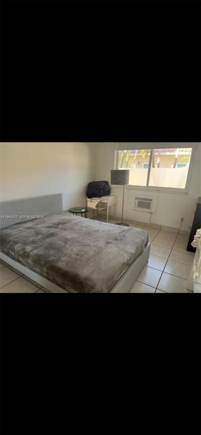 2160 Baydr, Unit 2-11, Miami Beach, FL 33141 Photo