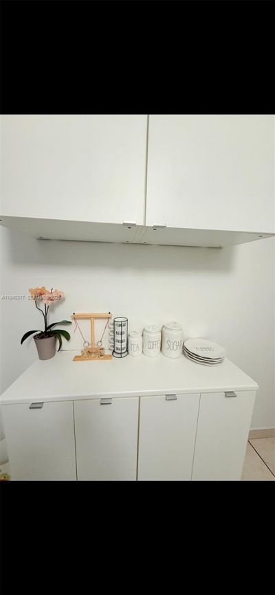 2160 Baydr, Unit 2-11, Miami Beach, FL 33141 Photo