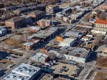 3018-3028 Holmes Street, Kansas City, MO 64109