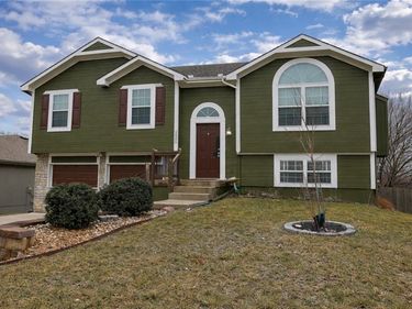 2609 NW 69th Place, Kansas City, MO 64151
