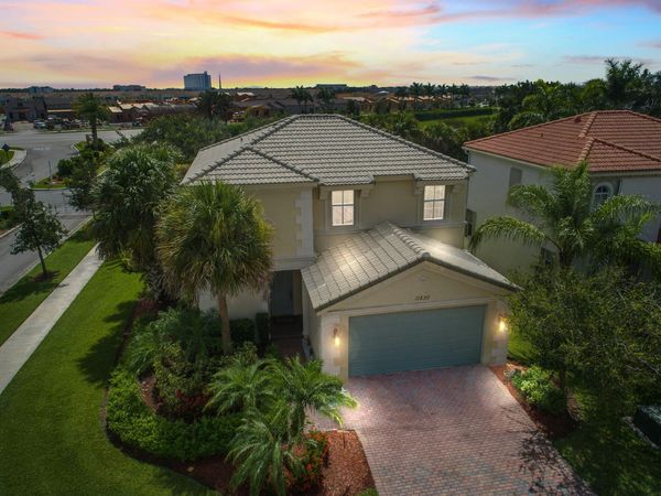 11230 SW Barton Way, Port Saint Lucie, FL 34987