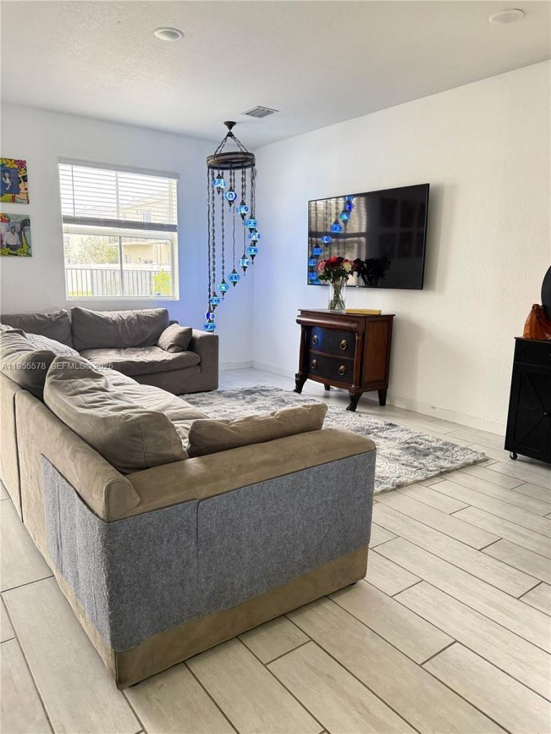 1783 SE 7th Ter , Homestead, FL 33034 Photo