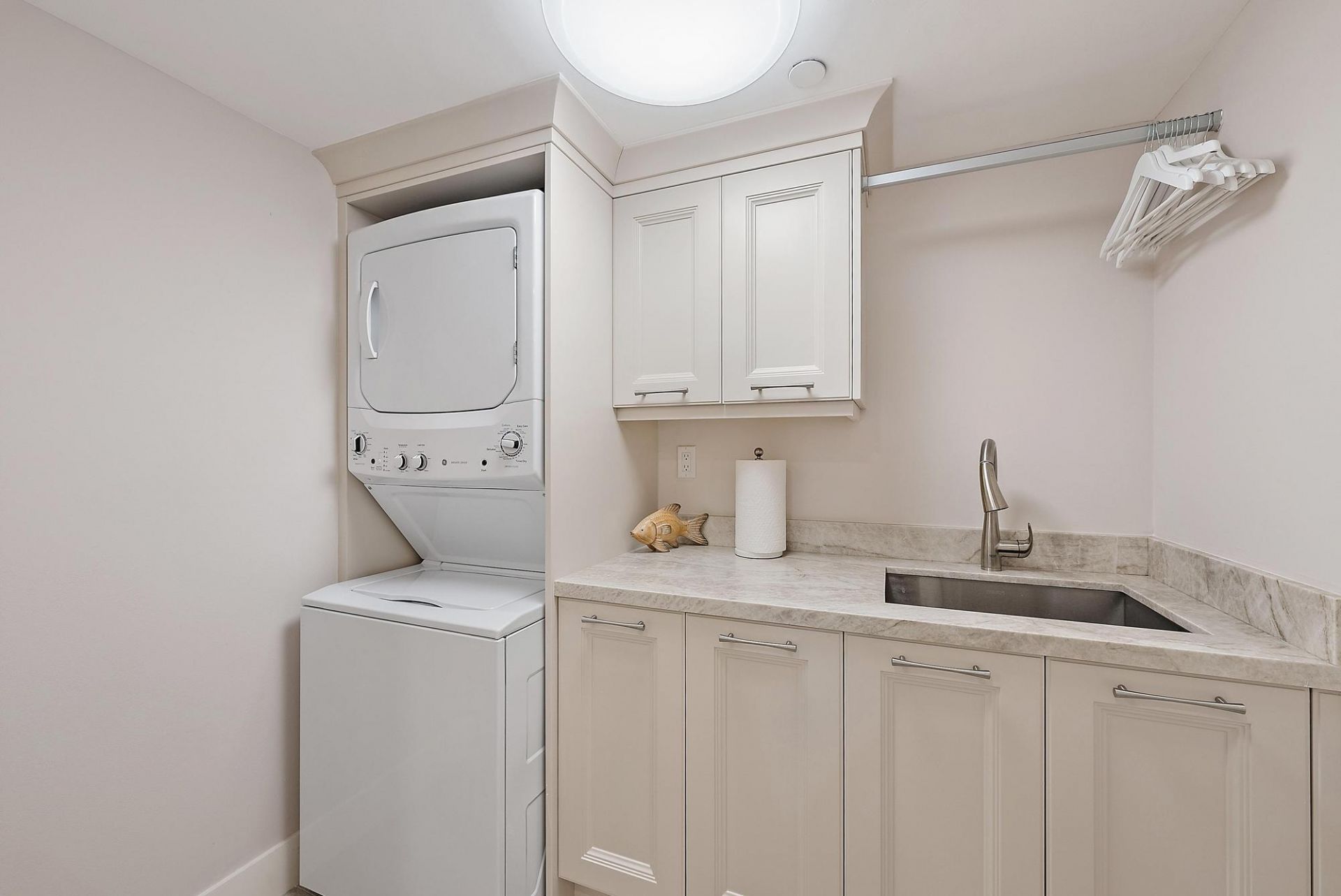 5070 N Ocean Drive, Unit 4c, Singer Island, FL 33404 Photo