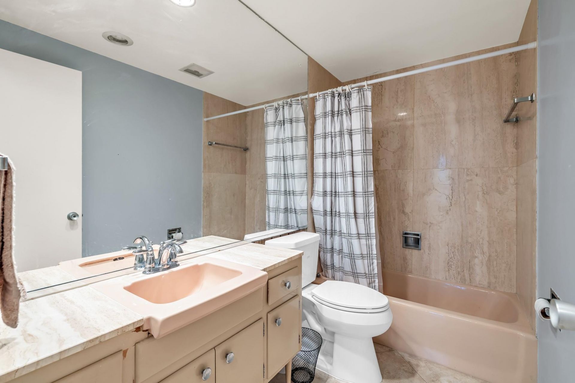 3300 NE 36th Street, Unit 1110, Fort Lauderdale, FL 33308 Photo