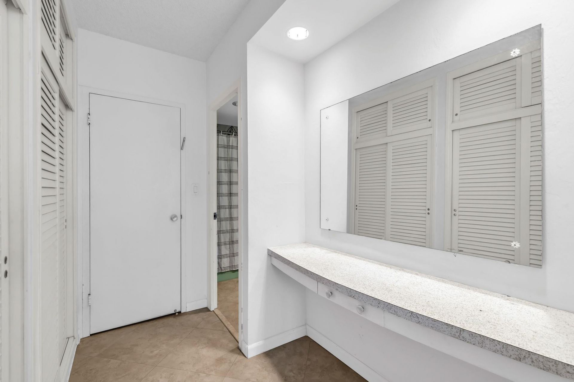 3300 NE 36th Street, Unit 1110, Fort Lauderdale, FL 33308 Photo