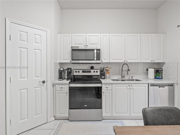 1940 SE 24th Ter, Homestead, FL 33035