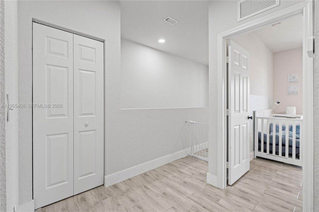 1940 SE 24th Ter, Homestead, FL 33035 Photo