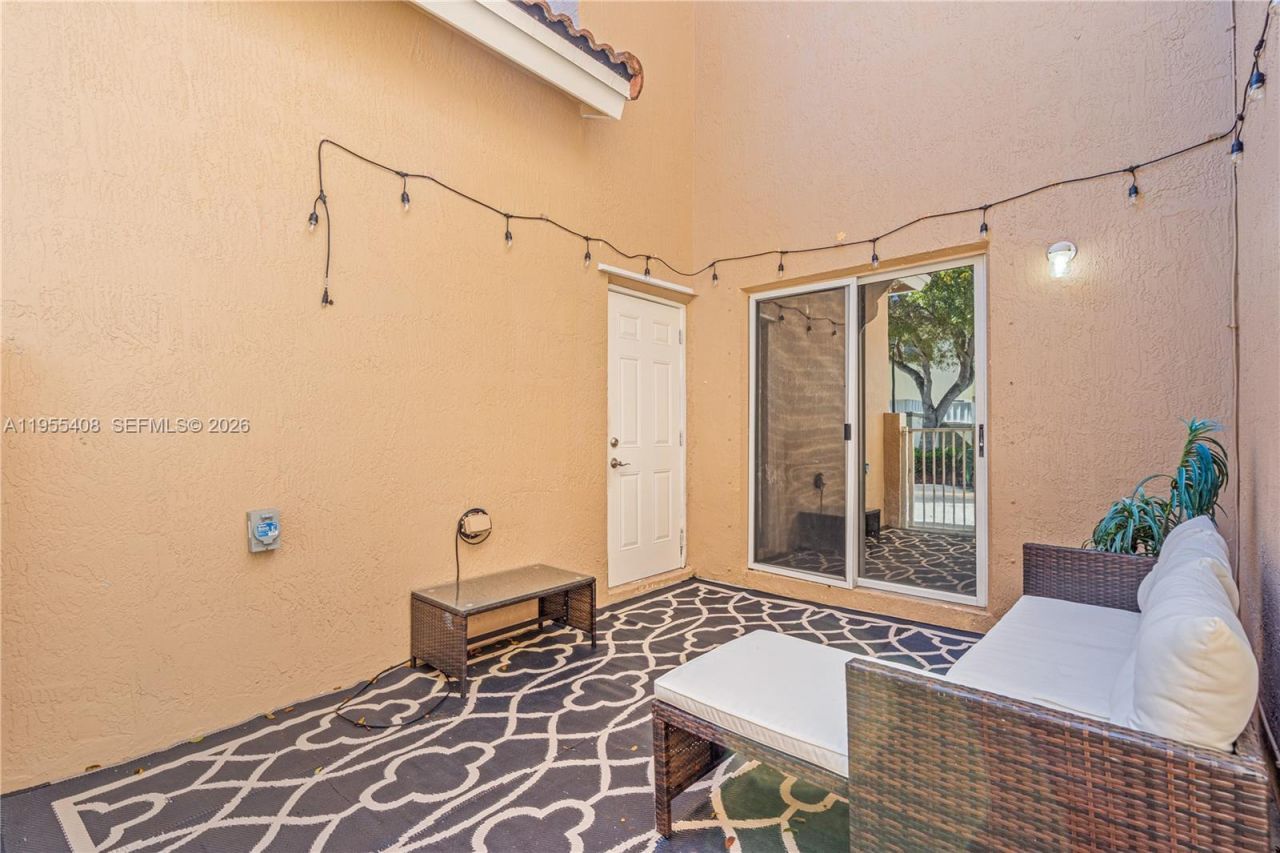 1940 SE 24th Ter, Homestead, FL 33035 Photo