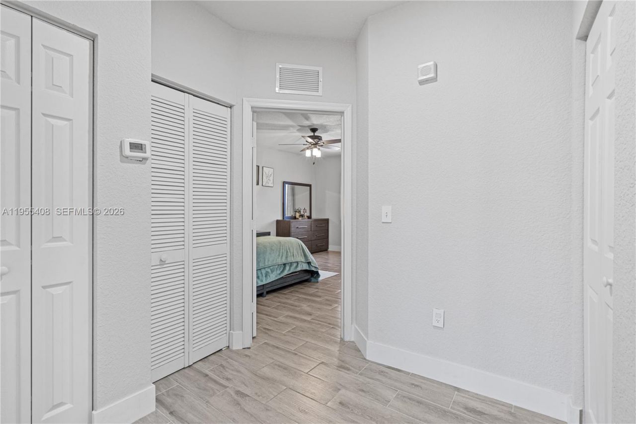 1940 SE 24th Ter, Homestead, FL 33035 Photo