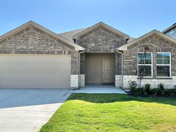 10632 ZIRCON Lane, Fort Worth, TX 76036