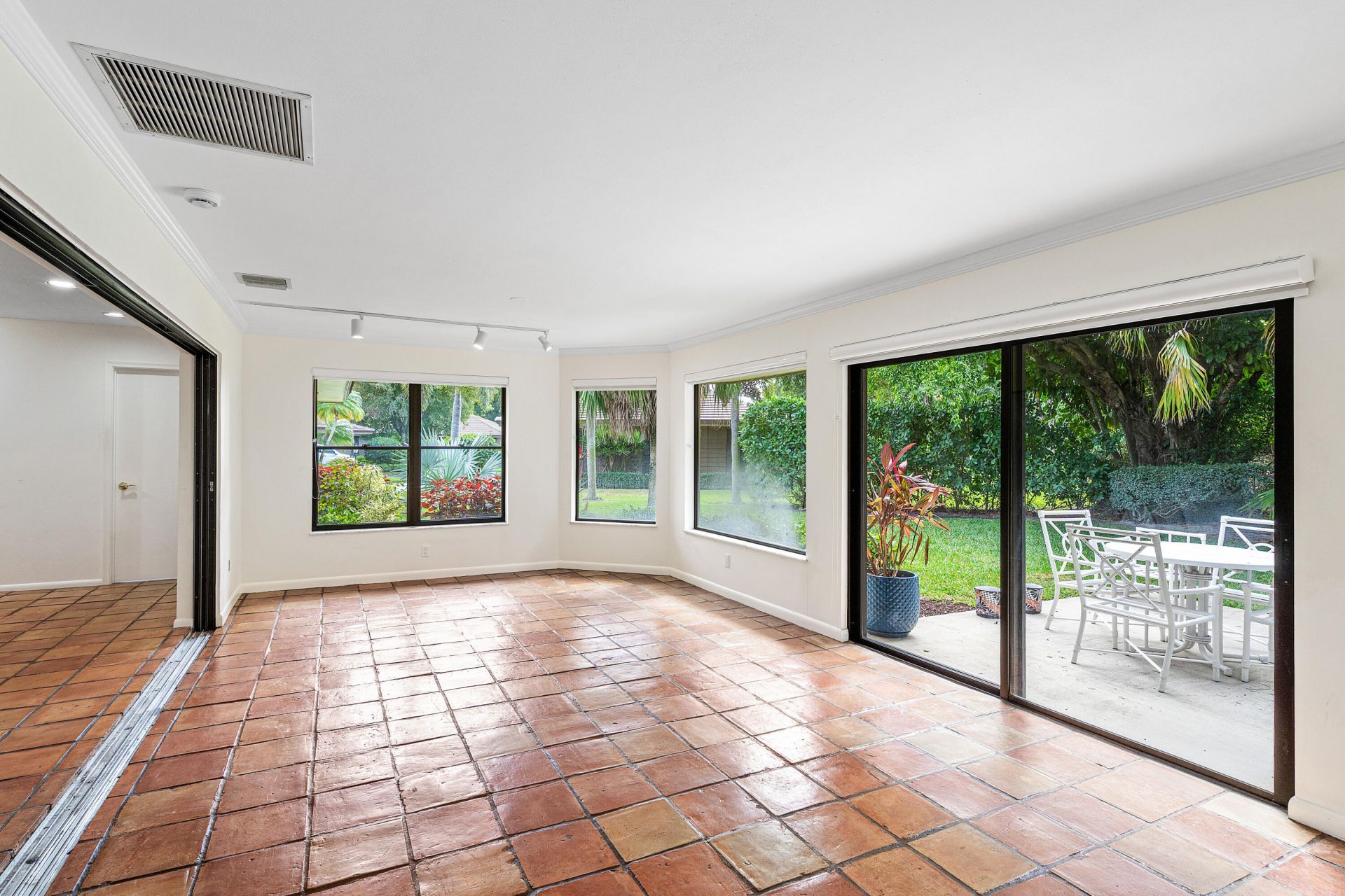 609 Cypress Key Drive, Atlantis, FL 33462 Photo