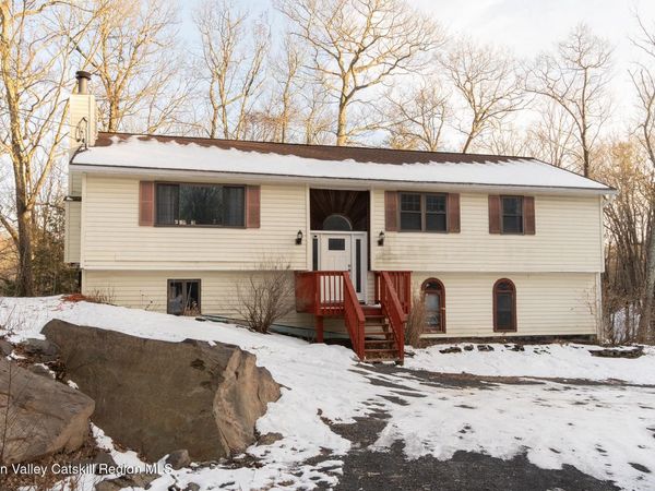 6586 Route 32, Cairo, NY 12413