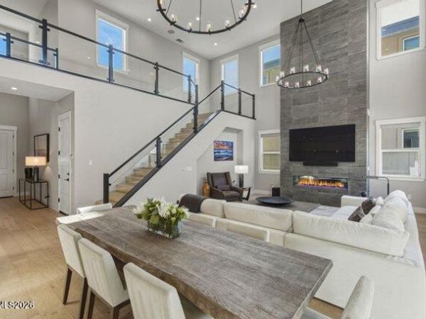 5535 Dapplegray Way, Reno, NV 89511