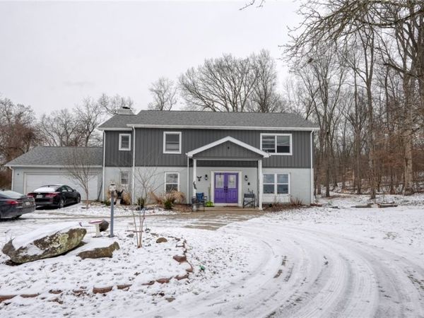 10525 Twin Oaks Drive, Cambridge, OH 43725