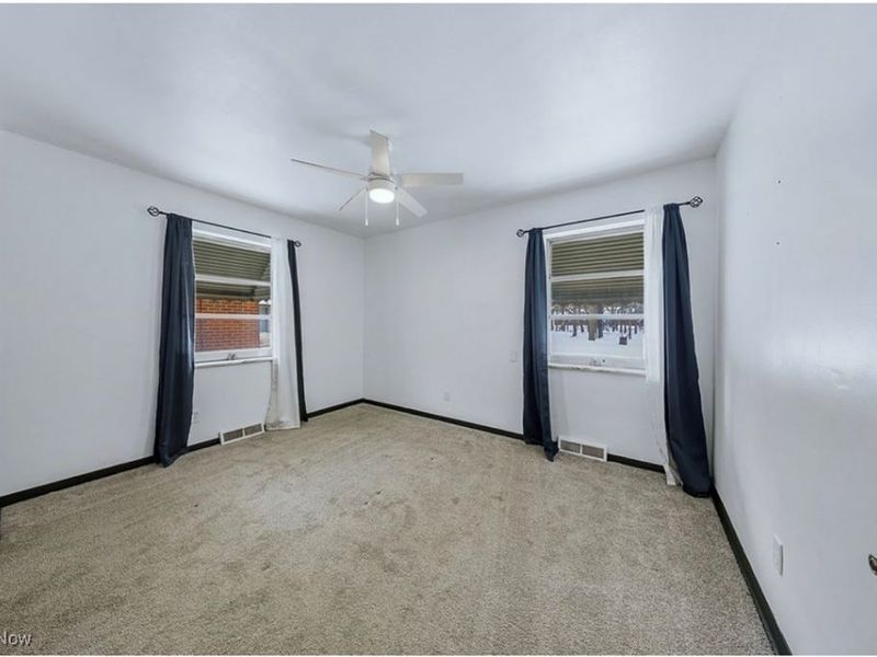 4876 Monticello Boulevard, Richmond Heights, OH 44143 Photo 13