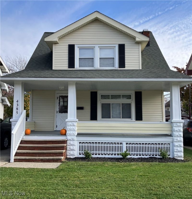 4385 W 48th Street, Cleveland, OH 44144 Main Photo
