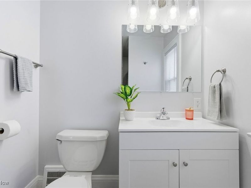 4385 W 48th Street, Cleveland, OH 44144 Photo 31