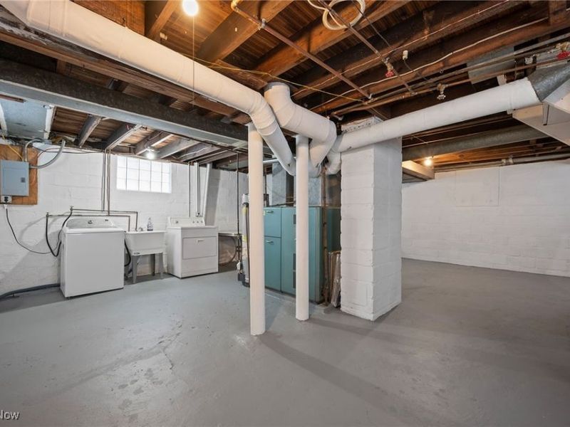 4385 W 48th Street, Cleveland, OH 44144 Photo 40