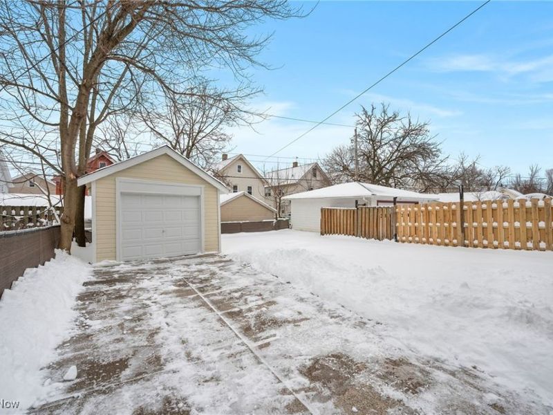 4385 W 48th Street, Cleveland, OH 44144 Photo 42