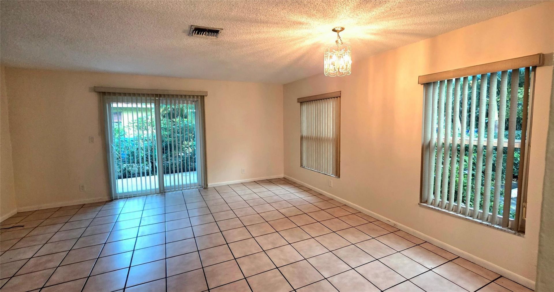 10571 NW 45th Street, Coral Springs, FL 33065 Photo