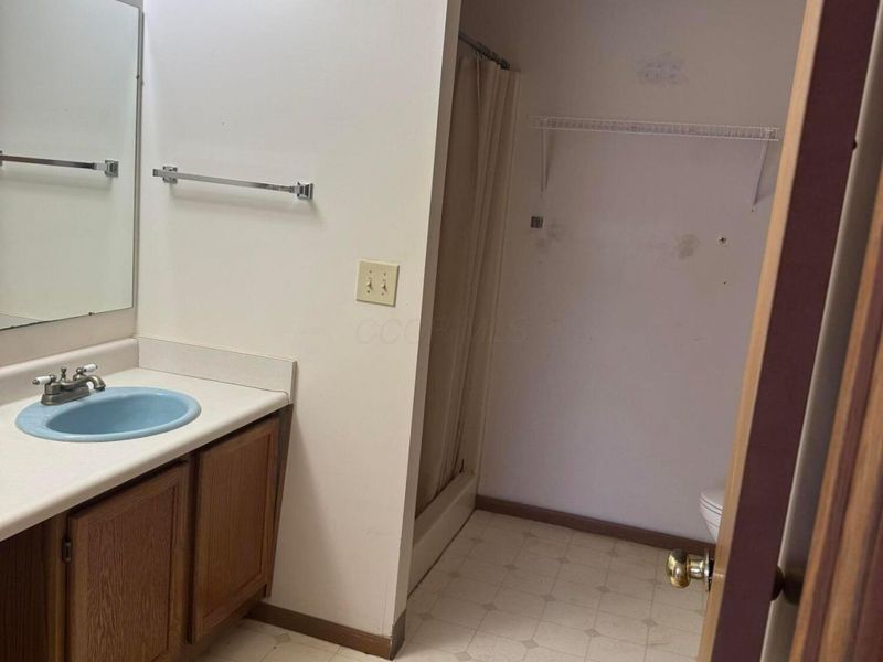 1174 Creekview Court, Unit 9-1174, Lancaster, OH 43130 Photo 16