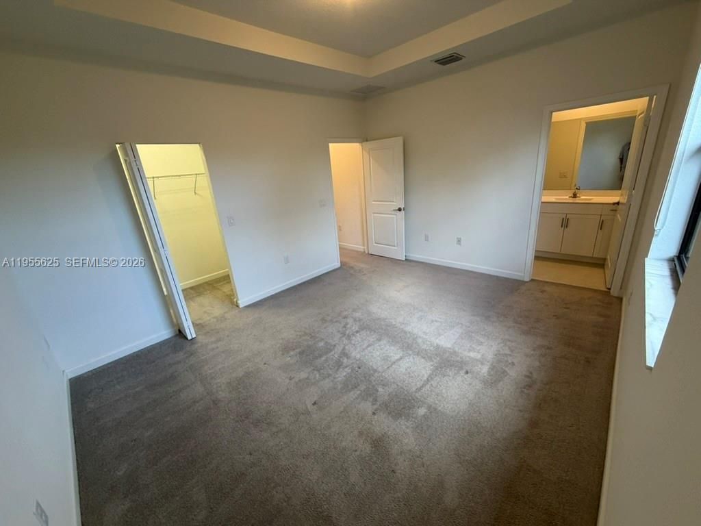 21001 NE 8th Ave, Miami, FL 33179 Photo