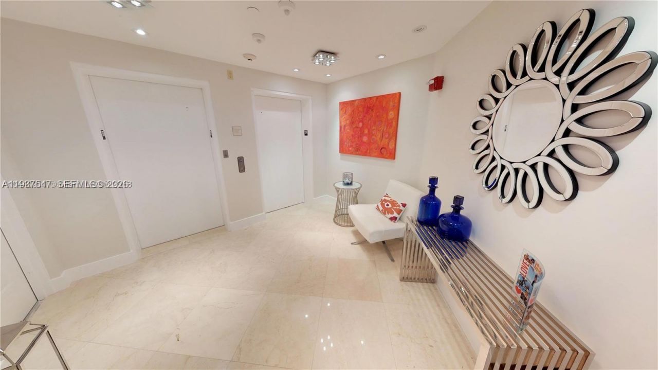 3330 NE 190th St, Unit MPH15, Aventura, FL 33180 Photo