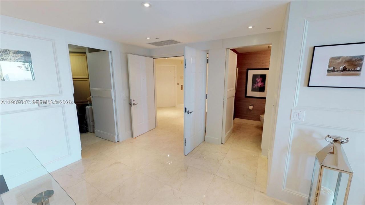 3330 NE 190th St, Unit MPH15, Aventura, FL 33180 Photo