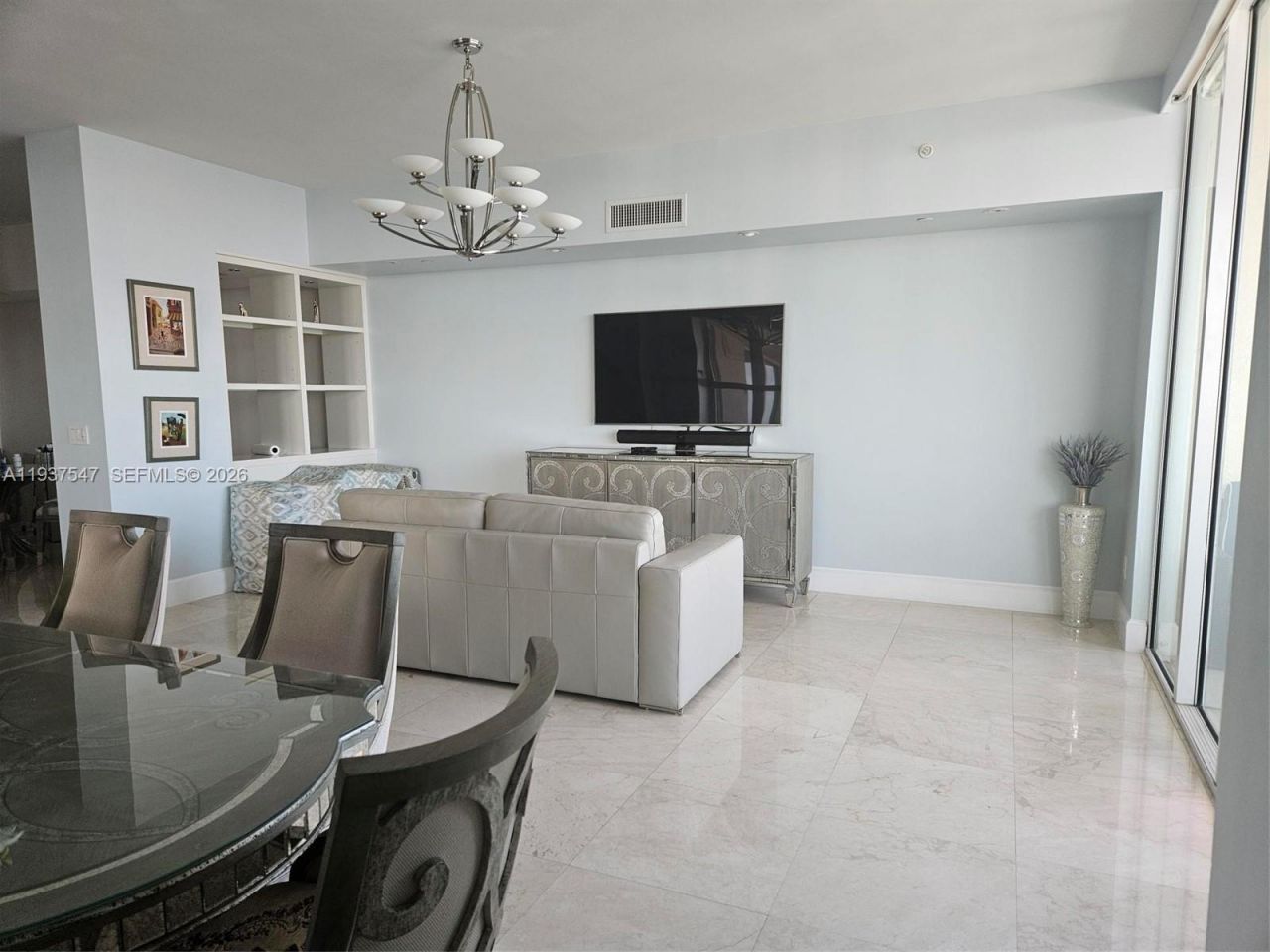 3330 NE 190th St, Unit MPH15, Aventura, FL 33180 Photo