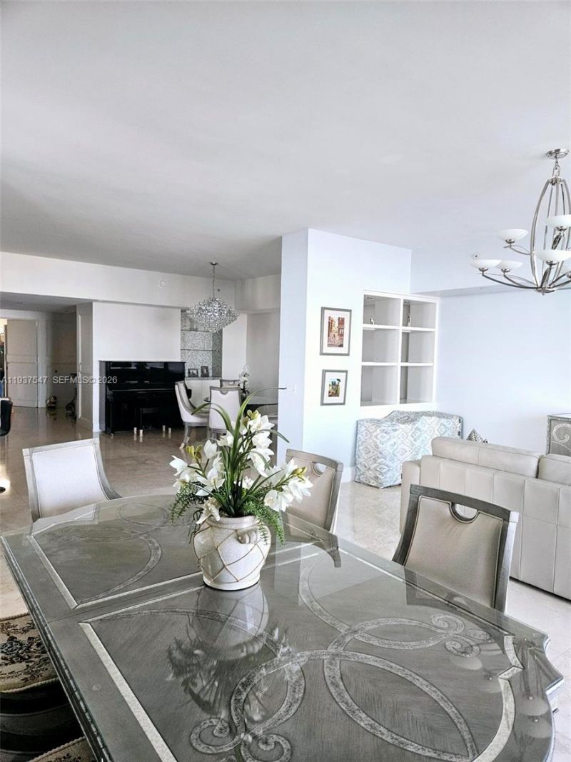 3330 NE 190th St, Unit MPH15, Aventura, FL 33180 Photo