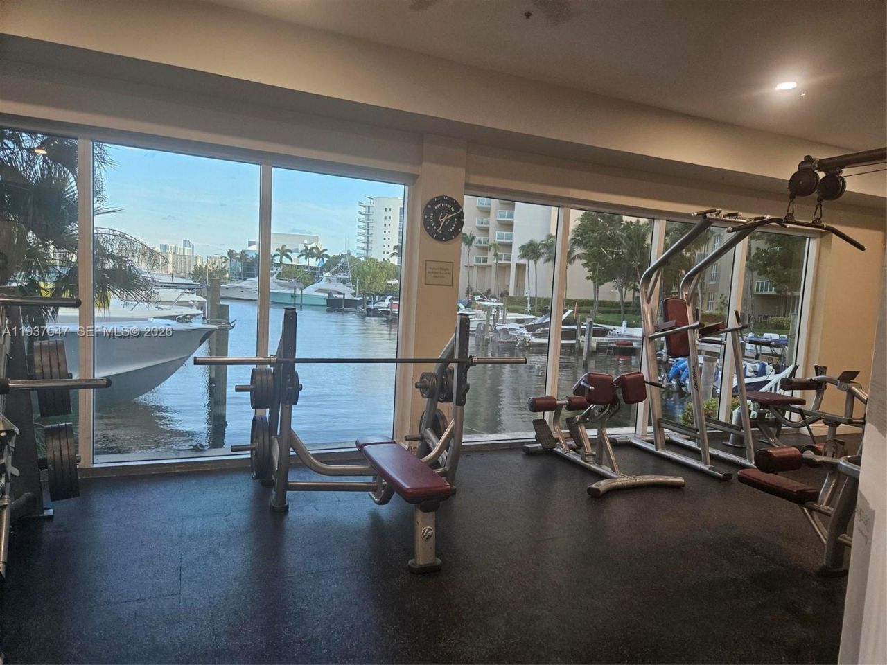 3330 NE 190th St, Unit MPH15, Aventura, FL 33180 Photo