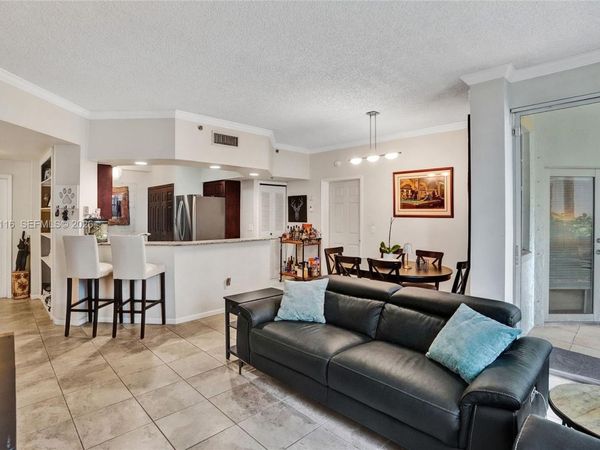 3155 NE 184th St, Unit 8103, Aventura, FL 33160