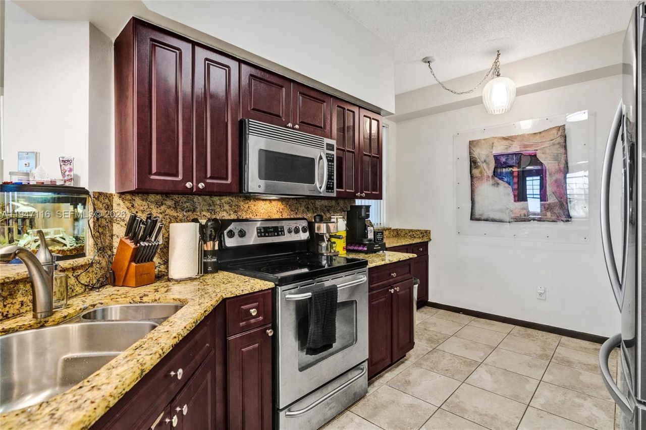 3155 NE 184th St, Unit 8103, Aventura, FL 33160 Photo