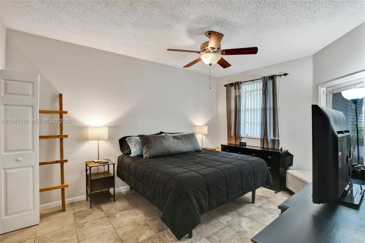 3155 NE 184th St, Unit 8103, Aventura, FL 33160 Photo