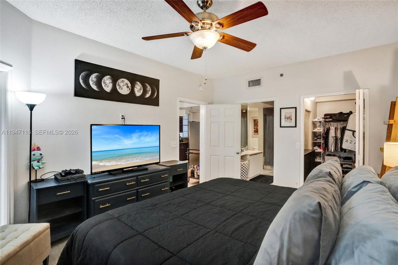 3155 NE 184th St, Unit 8103, Aventura, FL 33160 Photo