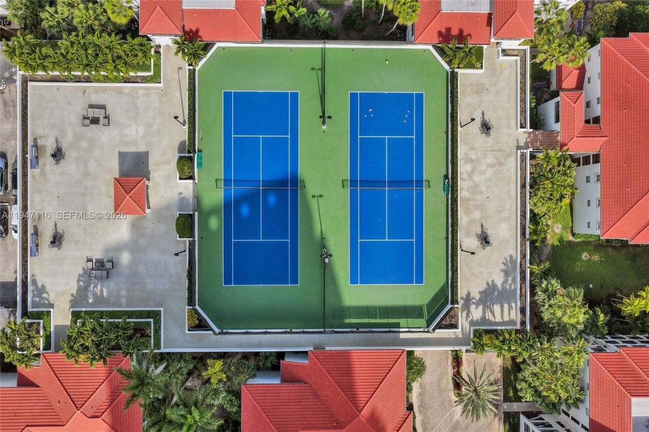 3155 NE 184th St, Unit 8103, Aventura, FL 33160 Photo