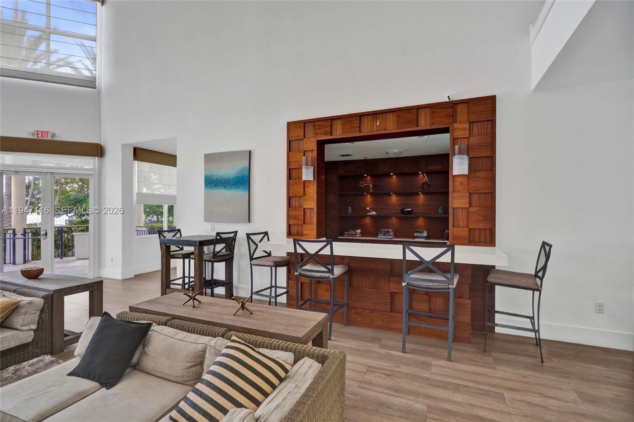 3155 NE 184th St, Unit 8103, Aventura, FL 33160 Photo