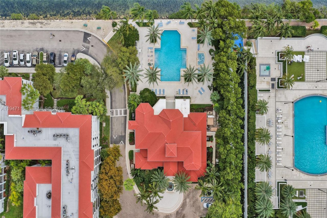 3155 NE 184th St, Unit 8103, Aventura, FL 33160 Photo