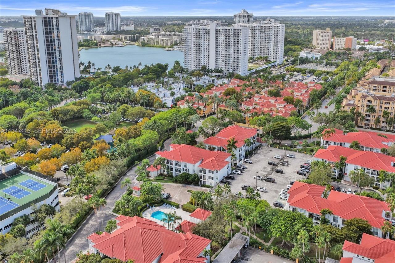 3155 NE 184th St, Unit 8103, Aventura, FL 33160 Photo