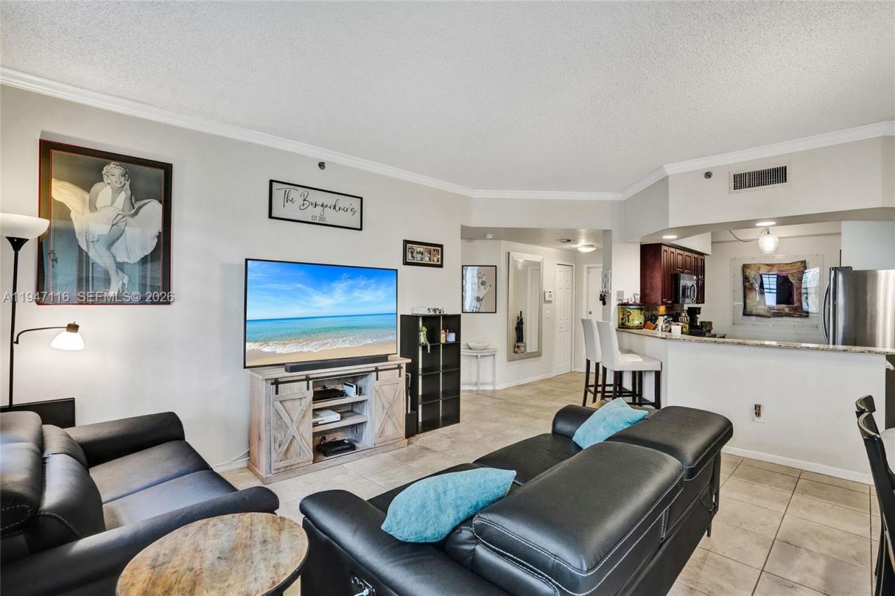 3155 NE 184th St, Unit 8103, Aventura, FL 33160 Photo