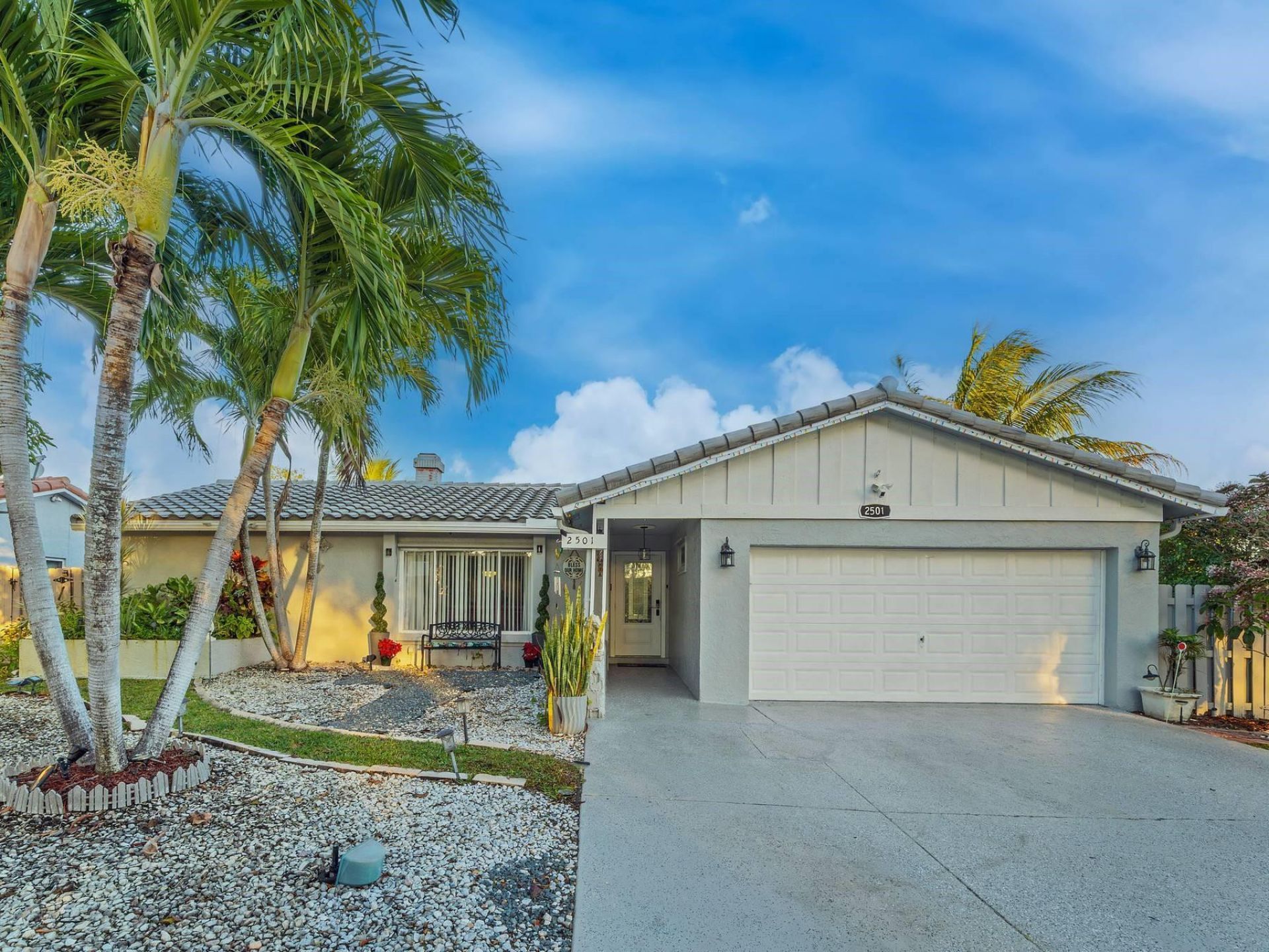 2501 NW 98th Way, Coral Springs, FL 33065 Photo