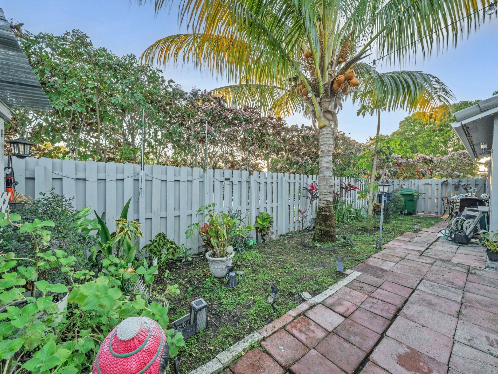 2501 NW 98th Way, Coral Springs, FL 33065 Photo